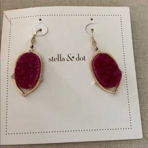 Charlotte druzy studs **NEW** raspberry